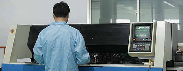 工業(yè)自動化助力信號燈生產